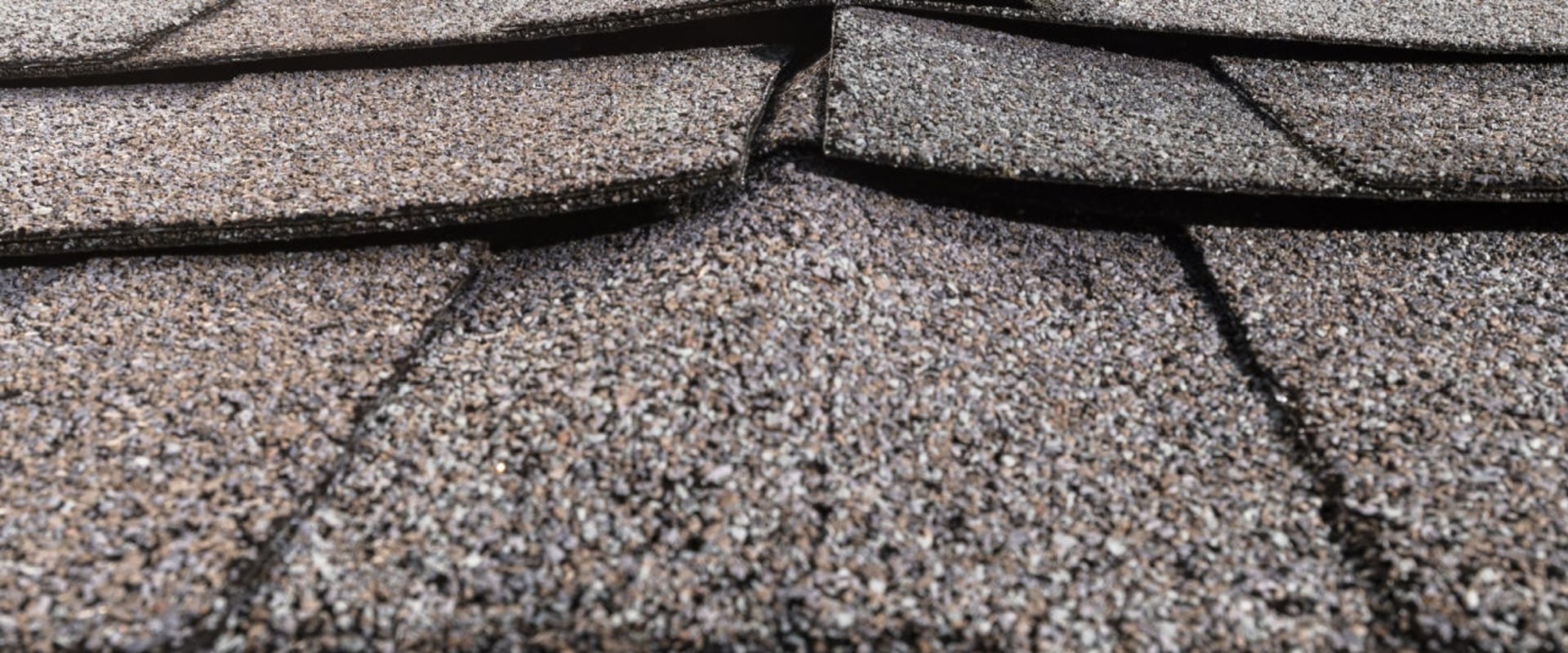 Does Homeowner's Insurance Cover Roof Replacement?