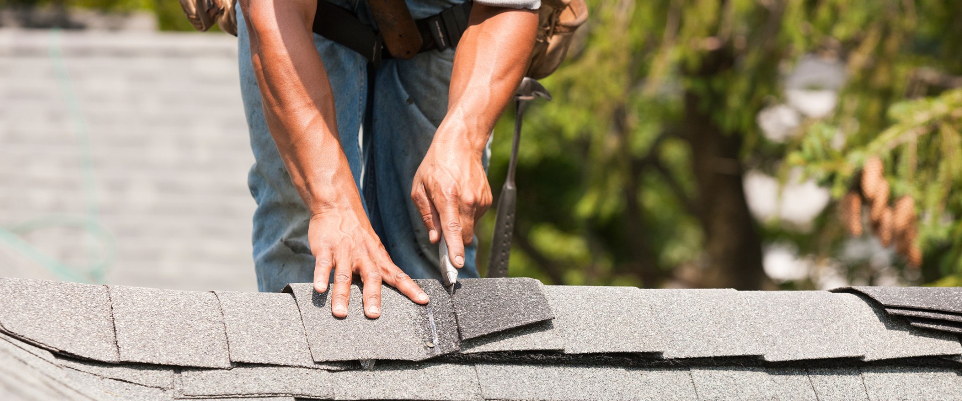 When Should You Replace Your Roof: A Comprehensive Guide